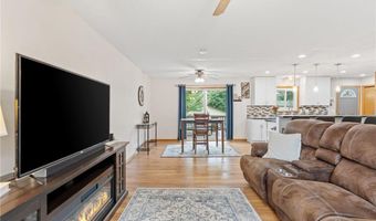 956 Blackoaks Ln, Anoka, MN 55303