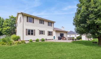 2751 Cleveland Dr, Ames, IA 50010