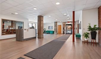 900 Sarah St Unit 120, Airville, PA 15203