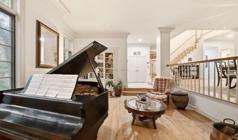 5803 MADAKET Rd, Bethesda, MD 20816