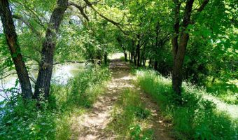 810 Rd & 3470 Rd, Agra, OK 74824