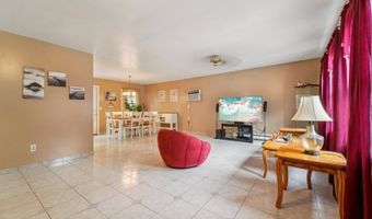 4 Crest Hill Dr, Alloway, NJ 07461