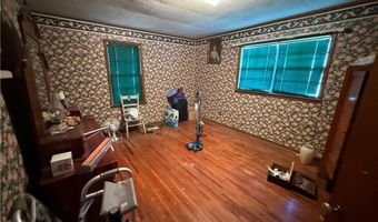 708 11th St, Barling, AR 72923