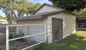 3030 Tamarack Cir, Bosque Farms, NM 87068