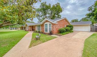 2032 Regent Dr, Abilene, TX 79605