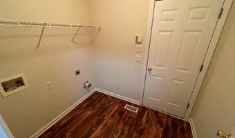 400 Park Creek Dr, Alpharetta, GA 30005