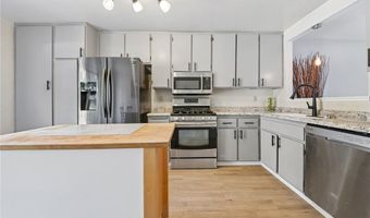956 S Downey Pl, Anaheim, CA 92804