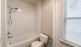 41-43 Cottage St, Bridgeport, CT 06605