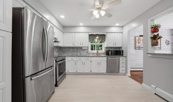 1624 County Rd 565, Alloway, NJ 07461
