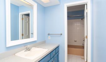 8841 Rocky Ridge Rd, Indianapolis, IN 46217
