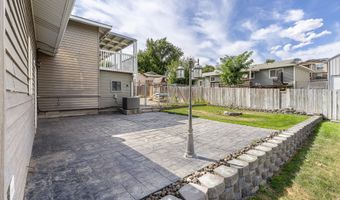 1104 Leslie Ln, Benton City, WA 99320