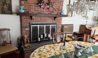 124 Brentwood Dr, Bristol, CT 06010