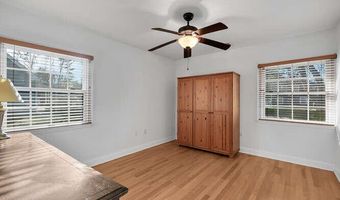 3 Waverly Pl, Aberdeen, NJ 07747