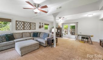 13 Rolling View Dr, Asheville, NC 28805