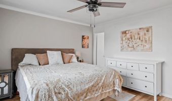8045 Laird St, La Mesa, CA 91942