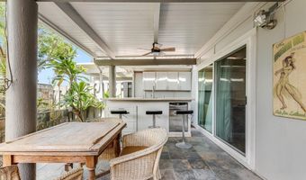 599 Keolu Dr B, Kailua, HI 96734