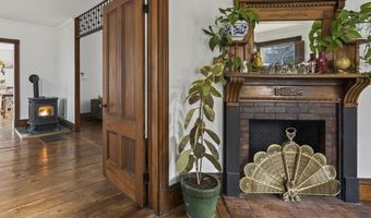 38 Union St, Belfast, ME 04915