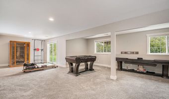 8423 76th St SE, Alto, MI 49302