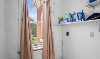 432 S 5th St, Atchison, KS 66002