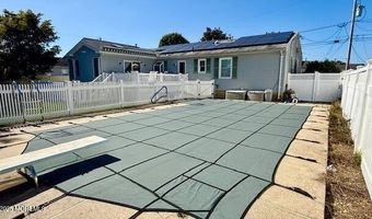 1245 Longboat Ave, Beachwood, NJ 08722