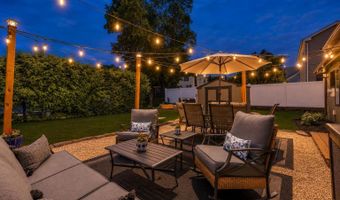 40 Icemeadow Ln, Aberdeen, NJ 07747