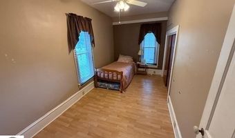 714 N Ct, Alma, MI 48801