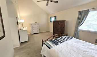 47 Jerimoth Dr 47, Branford, CT 06405