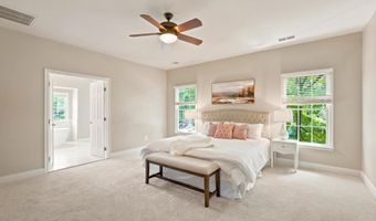 19704 STANFORD HALL Pl, Ashburn, VA 20147