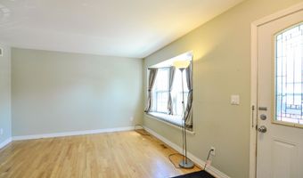 3479 Burbank Dr, Ann Arbor, MI 48105