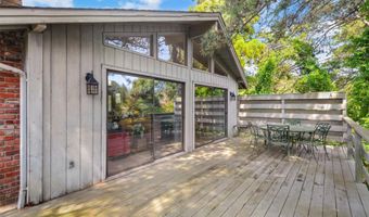 11 Devon Rd, Amagansett, NY 11930