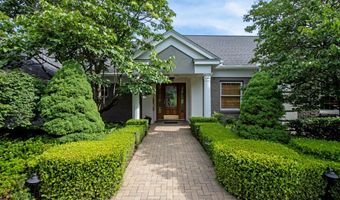 330 Countryside Dr, Ashland, OH 44805