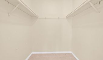 5204 NEWTON St #304, Bladensburg, MD 20710