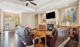 2055 Silver Maple Trl, North Liberty, IA 52317