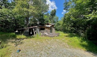 565 Grays Shadow Ln, Banner Elk, NC 28604