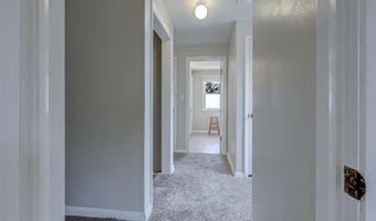 524 N OUTAGAMIE Ct, Appleton, WI 54914
