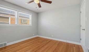 7242 S Honore St, Chicago, IL 60636