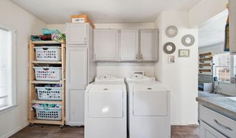 727 Oak St, Adrian, MI 49221