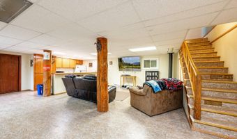 40 Upper Prairie Dog Rd, Banner, WY 82832