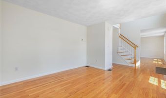 10 GINGER Trl, Coventry, RI 02816