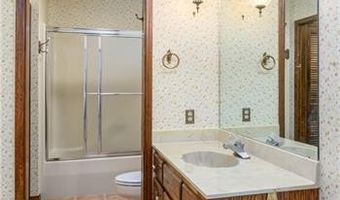 5252 LARK Ln, Alexandria, LA 71303