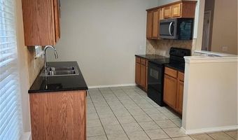 4 Mac Ln, Bella Vista, AR 72714