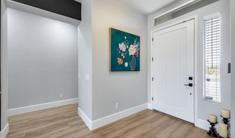 1732 W HOPI Dr, Chandler, AZ 85224