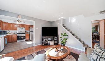 2095 Harold St, Adrian, MI 49221