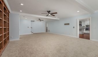 124 Westchester Dr, Macon, GA 31210