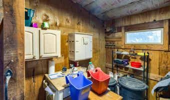 2245 Colestin Rd, Ashland, OR 97520