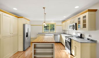 72 Joppa Hill Rd, Bedford, NH 03110
