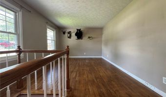161 Lincoln Hts, Alum Creek, WV 25003