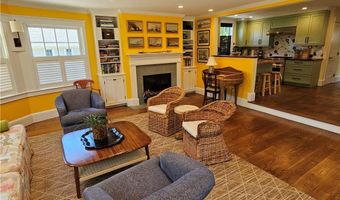 209 Coggeshall Ave, Newport, RI 02840