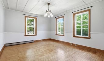 321 MILL St, Amherst, WI 54406