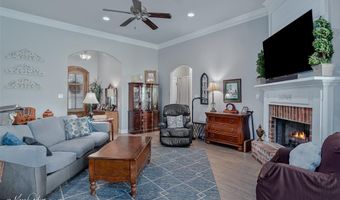 214 Roanoke Cir, Benton, LA 71006